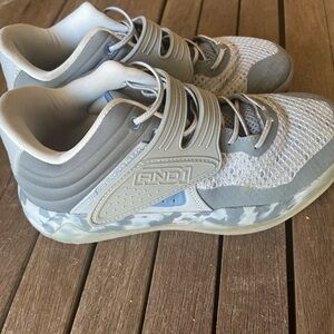 AND1 Kids Sneakers in Gray and Blue camo